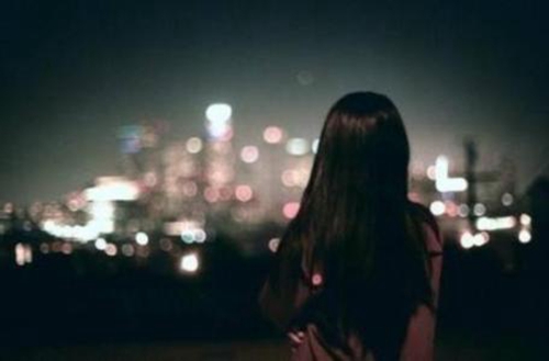 qq头像闭眼女生6