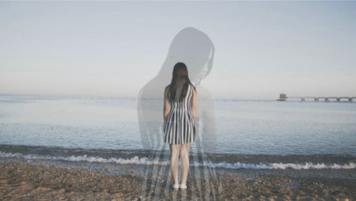 女生头像换成纯黑色代表啥7